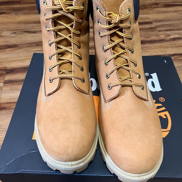 Brand New Women's Timberland Pro Wheat 6” Steel Safety Toe Boots